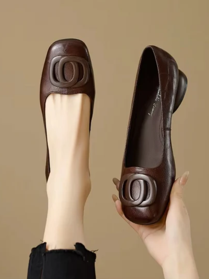 Amelia™ | Elegant Square-Toe Leather Flats