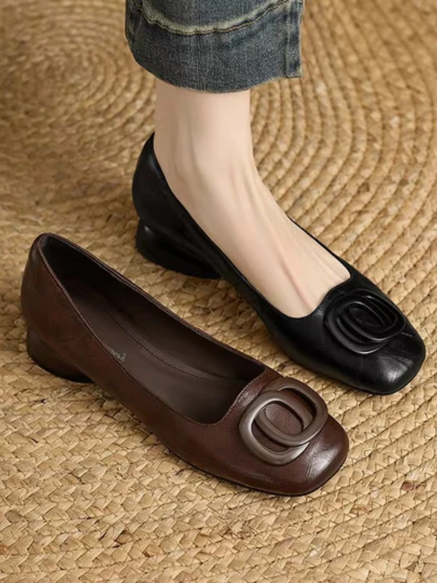Amelia™ | Elegant Square-Toe Leather Flats
