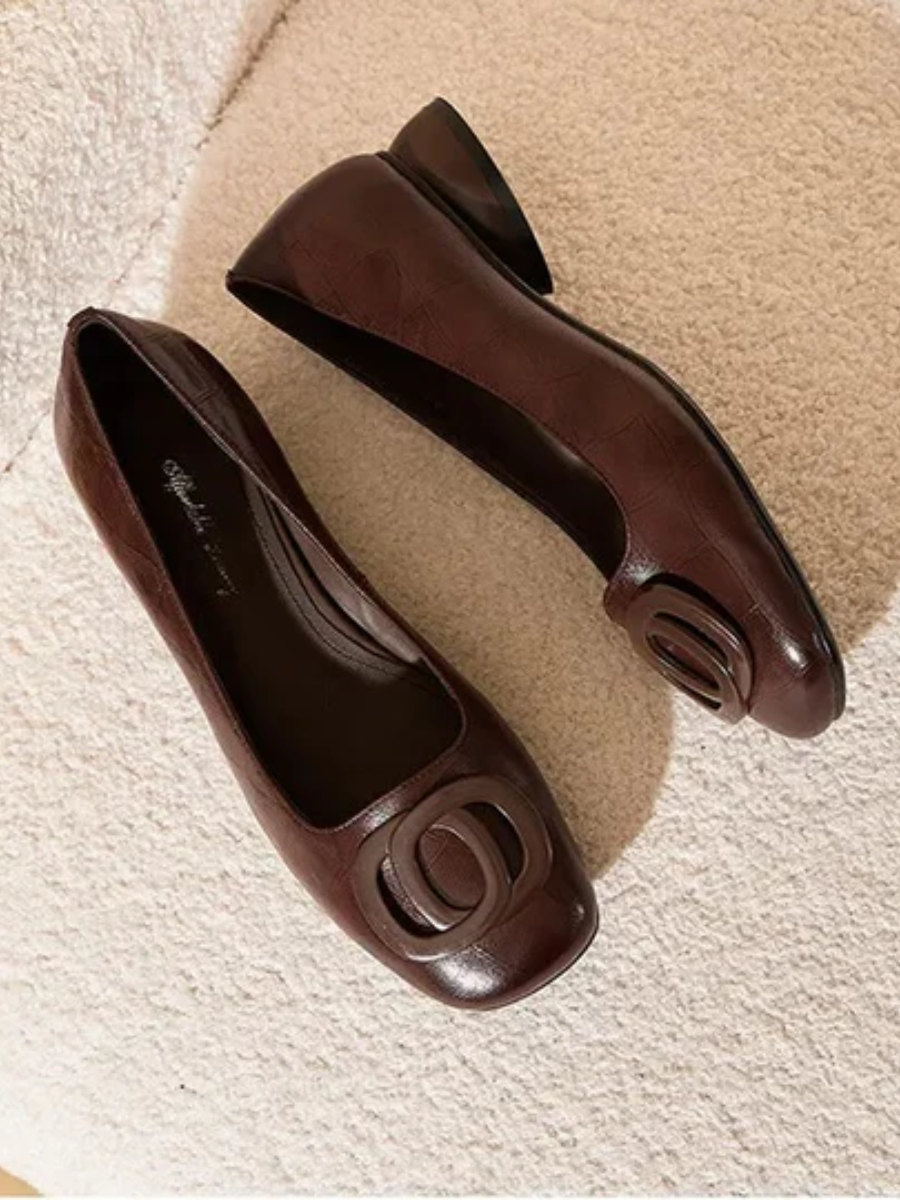 Amelia™ | Elegant Square-Toe Leather Flats