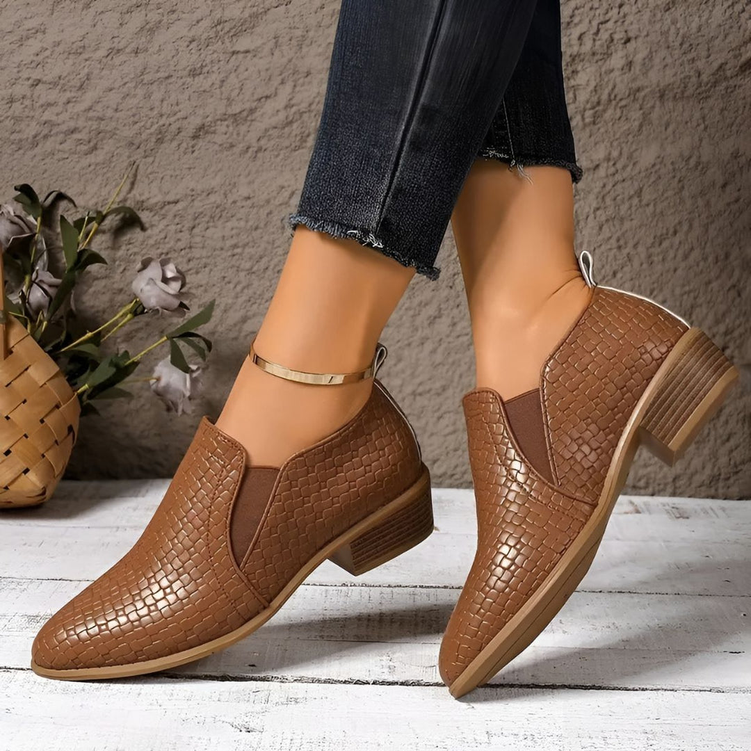 Audrey™ | Woven Comfort Oxford Shoes
