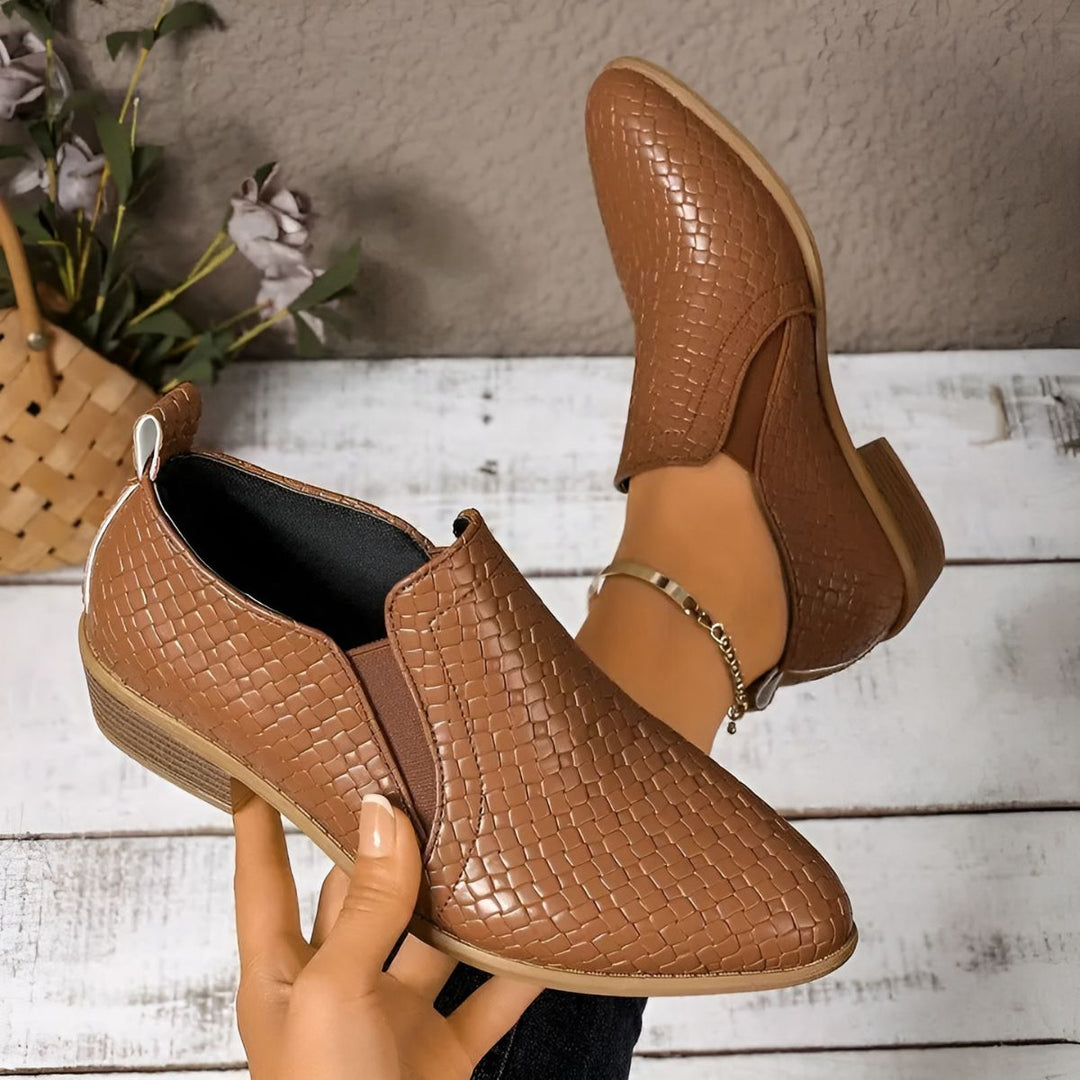 Audrey™ | Woven Comfort Oxford Shoes